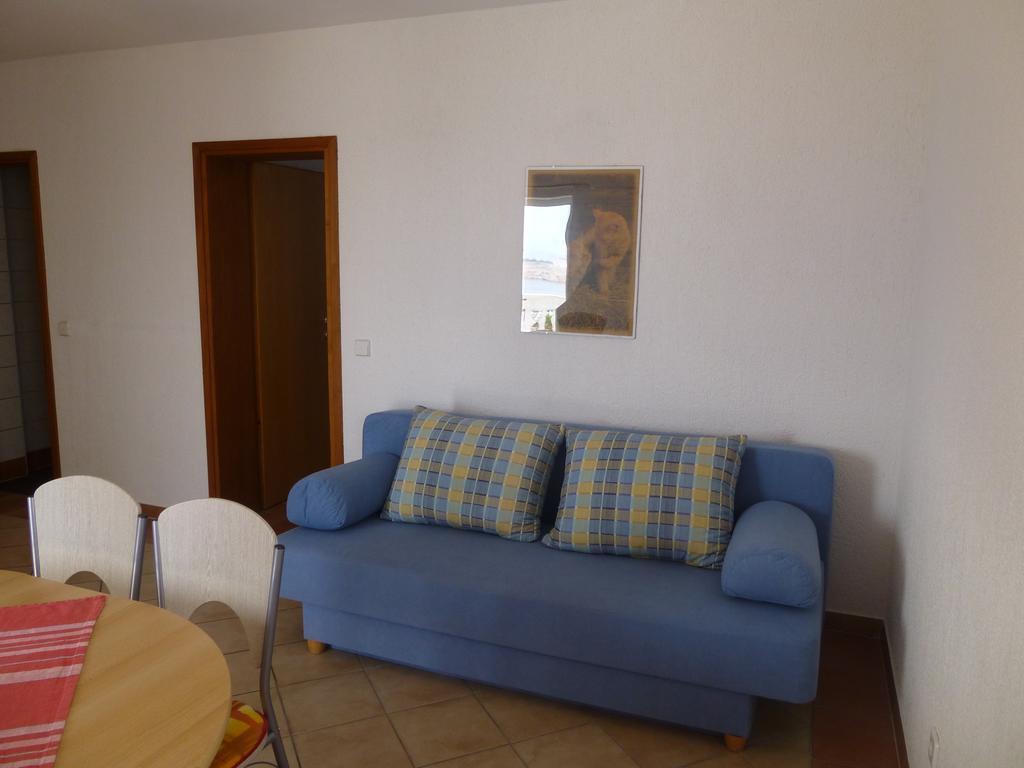 Apartments Villa Rosmarin Omišalj Eksteriør billede